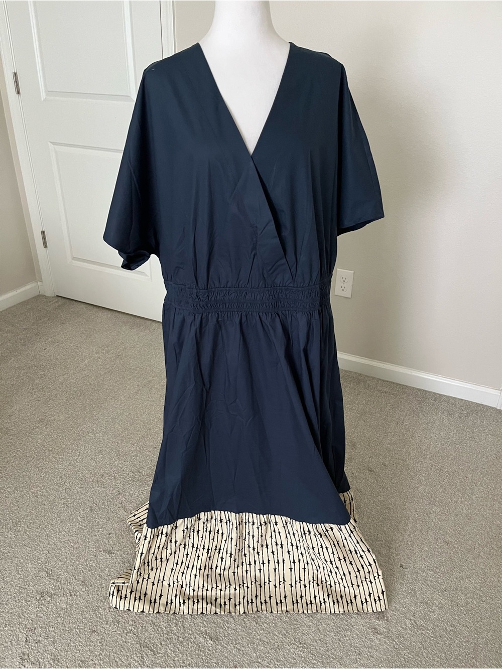 NWT BloomChic Navy Maxi Dress Size 22/24